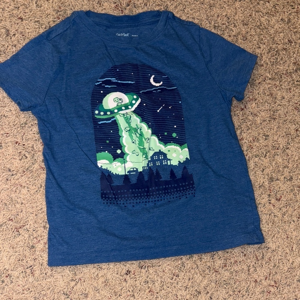 Cat & Jack Boys T-Shirt Pair Feat. Komodo Dragon Bot & an Alien - Boys Size 4/5 - Picture 3 of 5